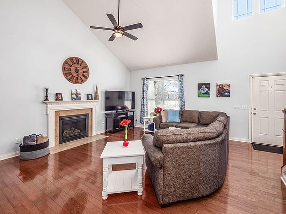 5th image of 4475 Pebble Beach Dr