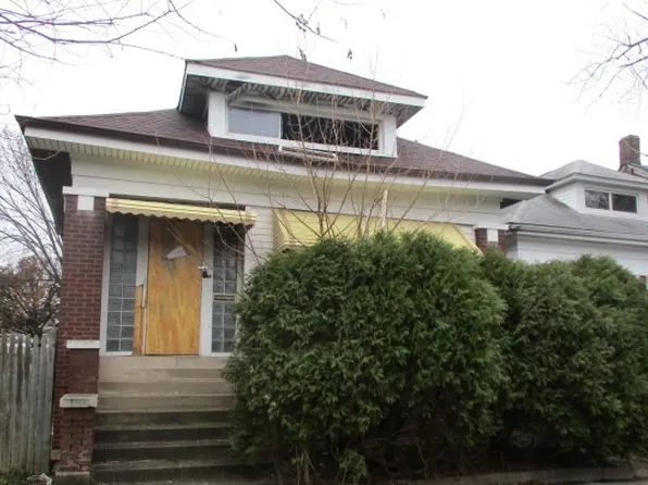 6113 S Maplewood Ave, Chicago, IL 60629