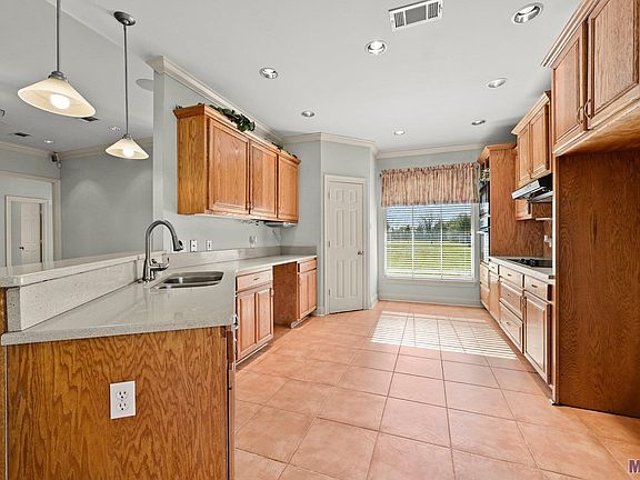 4th image of 1192 Cordoba Dr