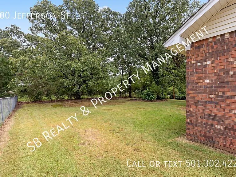 700 Jefferson St — Photo 28