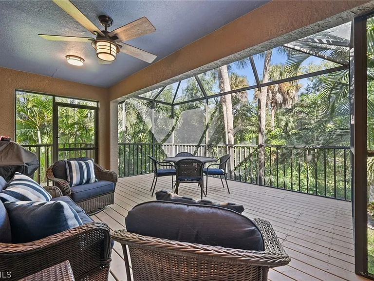 17611 Marco Island Ln — Photo 32