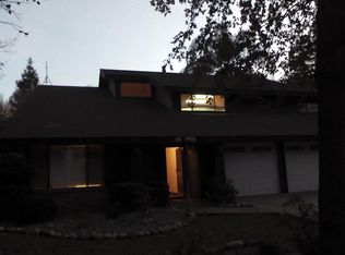 15171 El Rancho St, Visalia, CA 93292