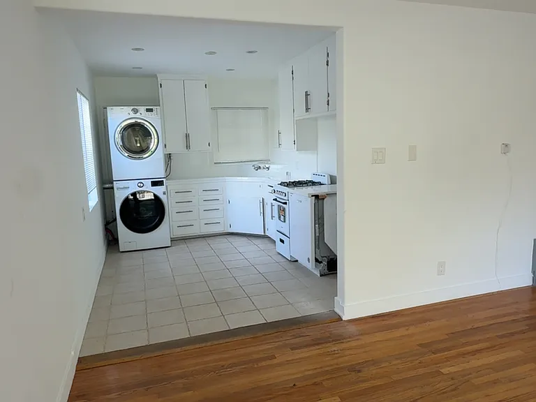 1125 Elm Ave #1 — Photo 8