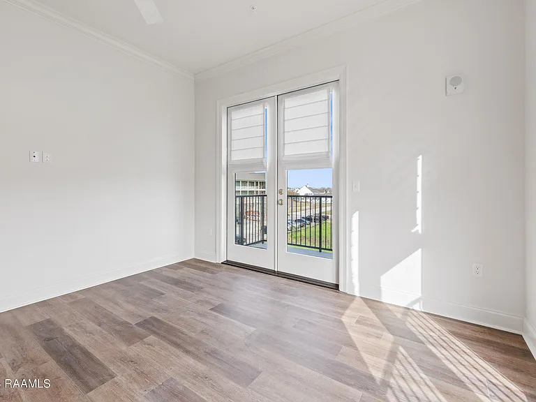 200 Prescott Blvd #302 — Photo 8