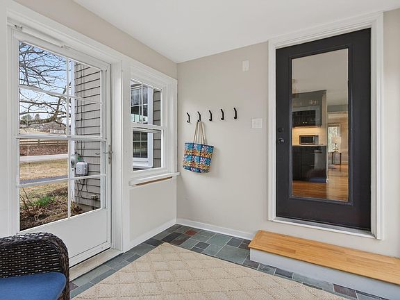 5th image of 51 Flaggy Meadow Road
