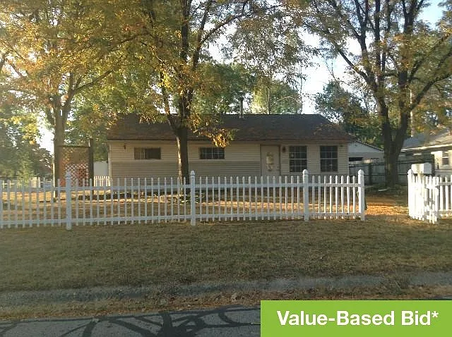 1851 Eastfield Dr photo 1