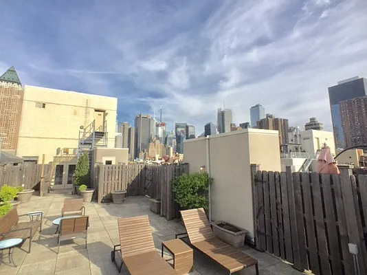 Rented by Bohemia Realty Group | media 32