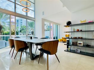 3131 NE 188th St APT 2310, Miami, FL 33180