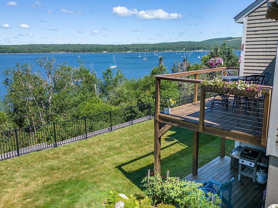 2nd image of 9 Harbor View Drive Drive #9