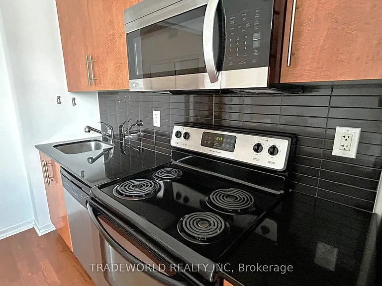 65 Bremner Blvd #2607 — Photo 7