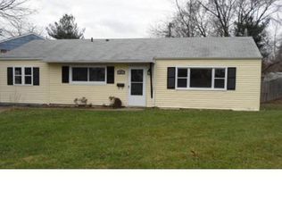 14 Midfield Rd, New Castle, DE 19720