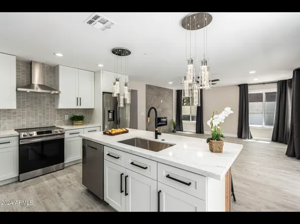 7435 W Williams Dr, Glendale, AZ 85310