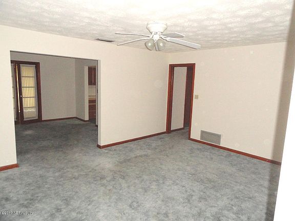 4th image of 2613 Oak Summit Dr