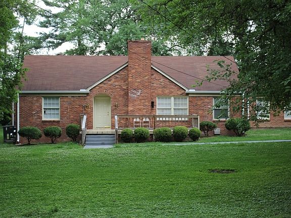 2nd image of 304 Bowwood Dr