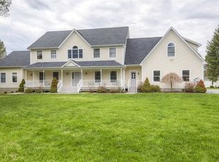 217 Rombout Rd, Pleasant Valley, NY 12569