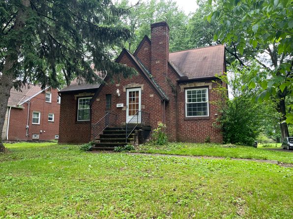 4390 Clague Rd