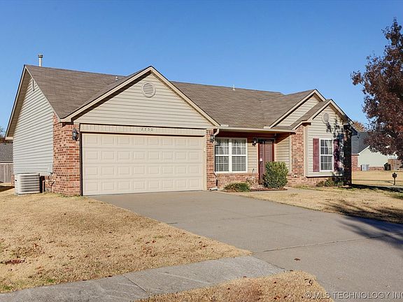 3rd image of 2750 Summerfield Pl