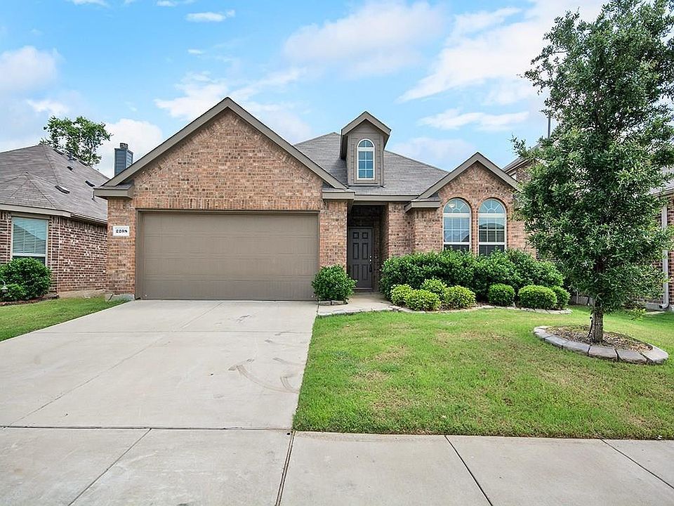 1st image of 2208 Jonathan Creek Dr