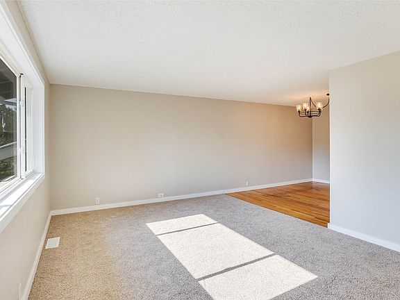 4th image of 4416 S 296th Pl