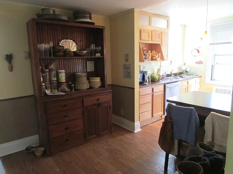 View of Kit/dining/bar area