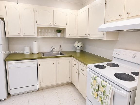 4th image of 301 Cambridge Rd APT 306
