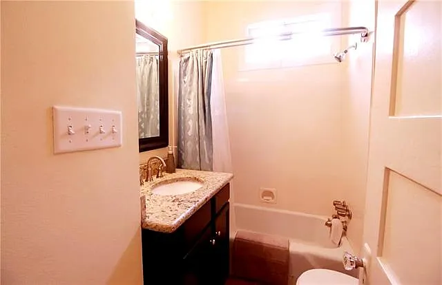 2604 Palmer Ave — Photo 8