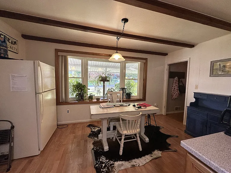 3910 Forest Grove Dr — Photo 5
