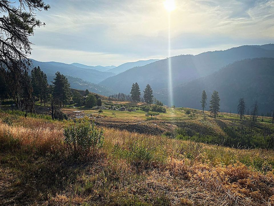 20 acres adjacent to FS land
