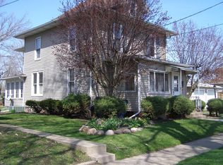 114 S G St, Monmouth, IL 61462