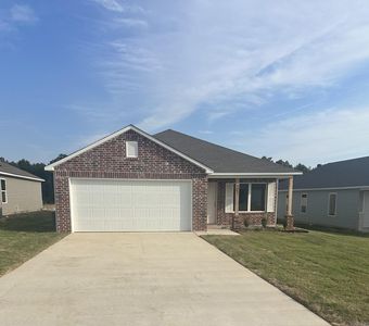 8009 Chesapeake Trl, Bauxite, AR, 72011