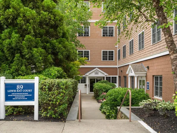 89 Lewis Bay Rd Unit 202, Hyannis, MA 02601