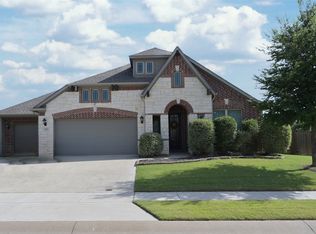 213 Oakcrest Dr, Justin, TX 76247