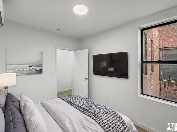 5th image of 1783 Bedford Ave #2L