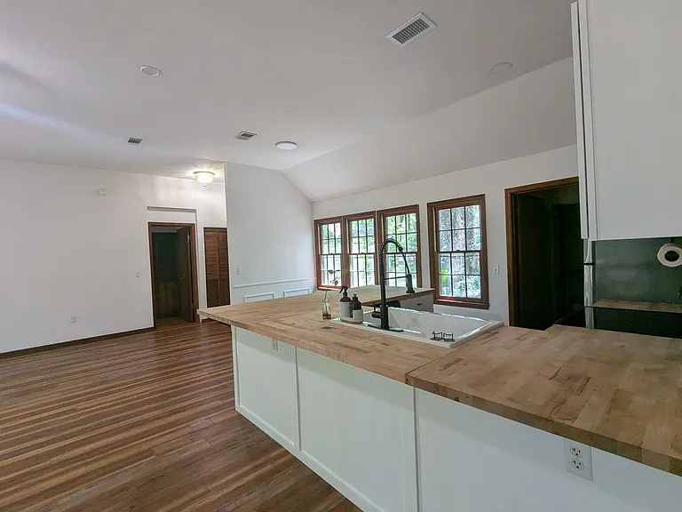 5208 SW 86th Ter — Photo 14