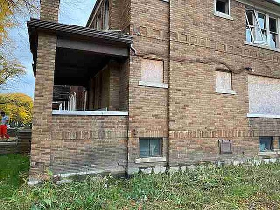 3208 Fullerton