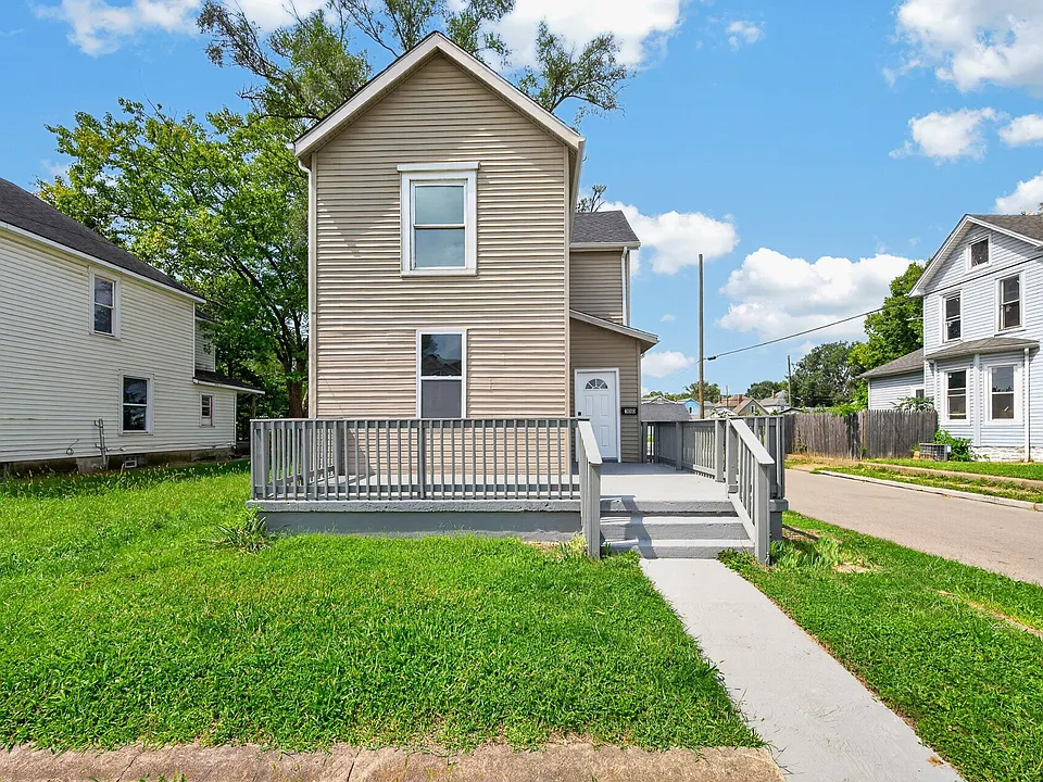 300 Garfield St