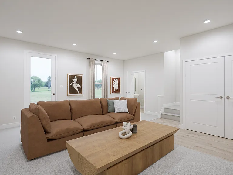 135 Heyford Dr — Photo 23