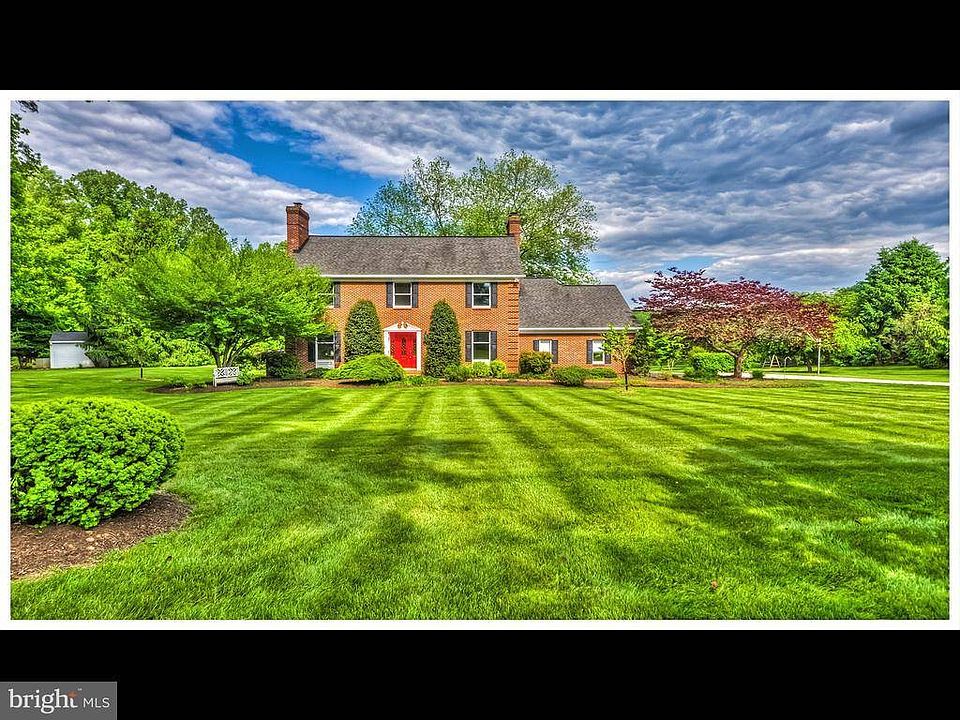 1st image of 7011 Brentwood Dr