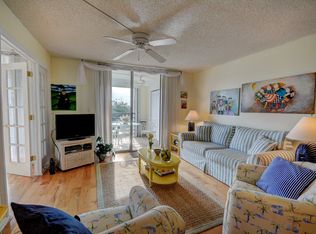 6699 NW 2nd Ave #PENTHOUSE L, Boca Raton, FL 33487