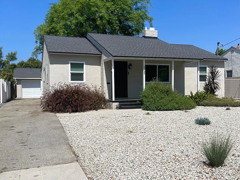 5457 Beck Ave — Photo 2
