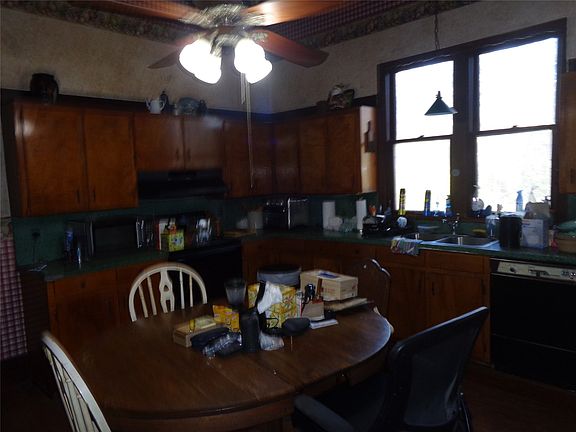 5th image of 506 S 3rd St