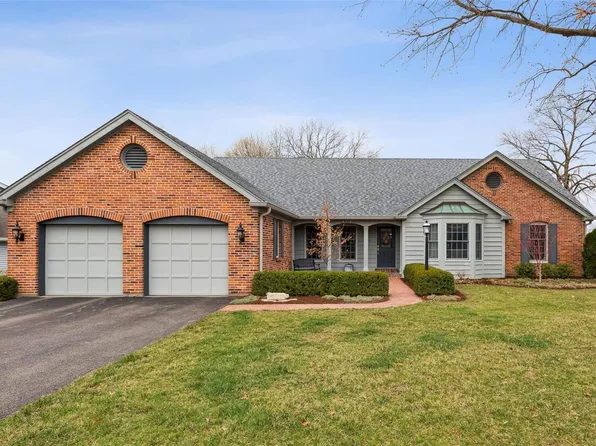 2127 Trailcrest Dr, Saint Louis, MO 63122