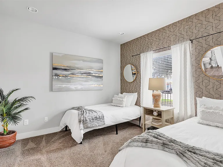1310 Roberts St #1310 — Photo 5