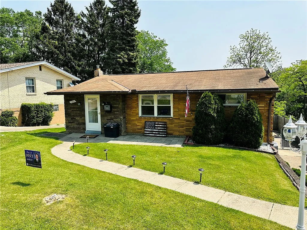 160 Cedarcove St photo 1