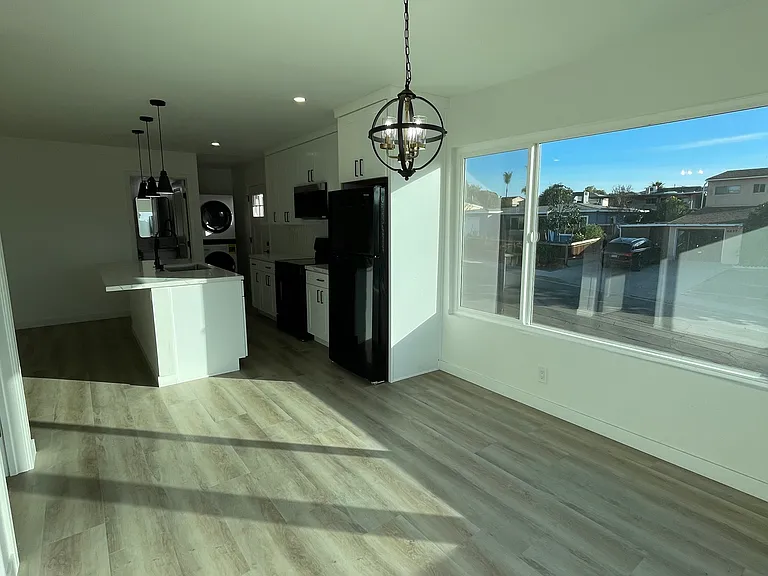 6836 Celia Vista Dr — Photo 10