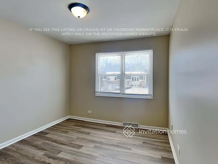 640 N Ashbury Ave — Photo 14