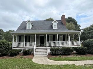 4917 Allanbrooke Ln, Fuquay Varina, NC 27526