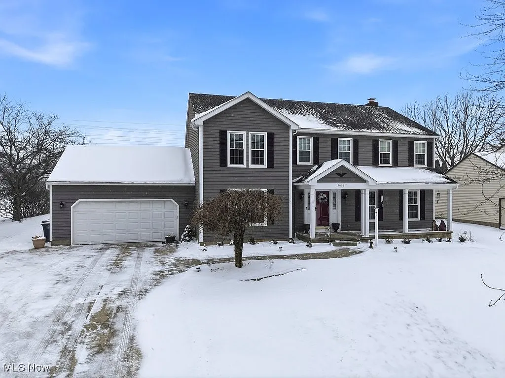2090 Sand Run Knolls Dr photo 1