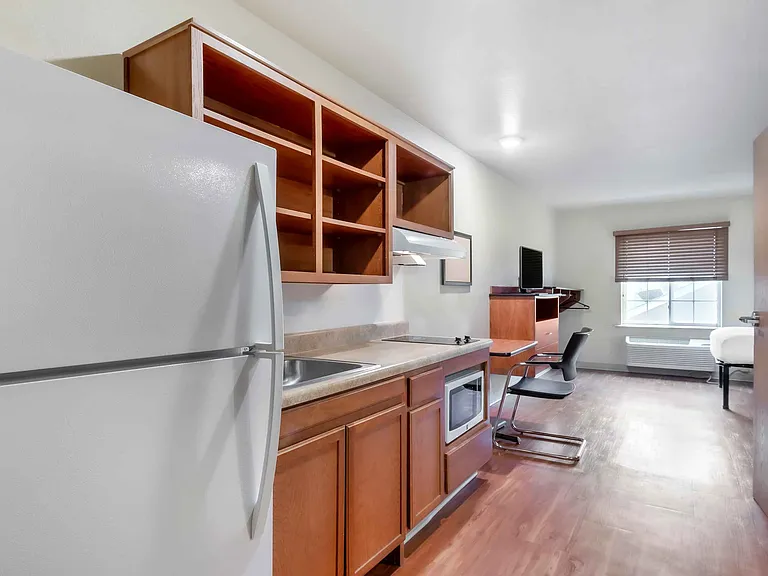 Superior Suite - 1 Full Bed
