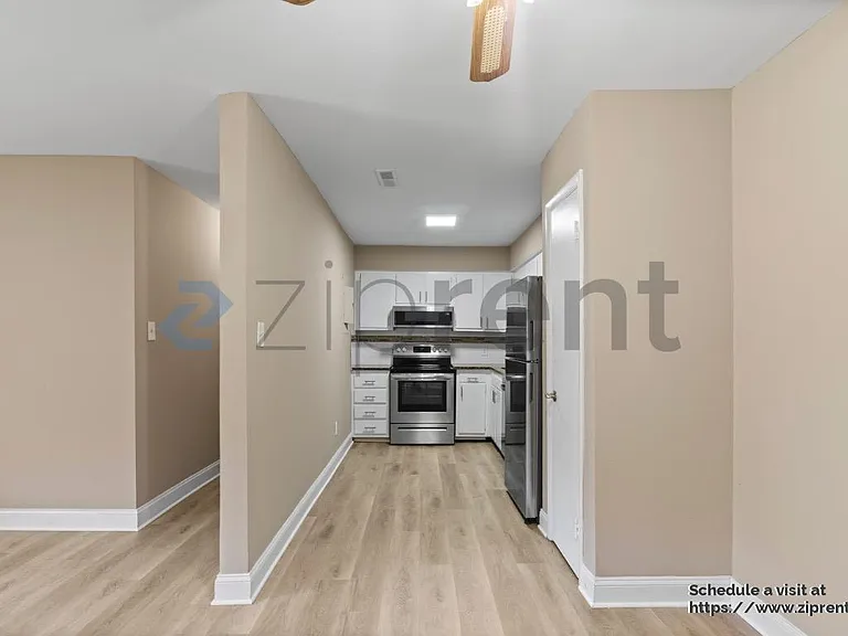 1022 Sandlin Pl #D — Photo 7